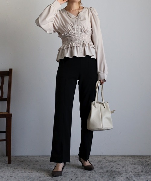 Yucca（ユッカ）の「シャーリングブラウス（シャツ/ブラウス・レディース・ブラック/パープル/ワインレッド/アイボリー・MEDIUM）」の6枚目の写真