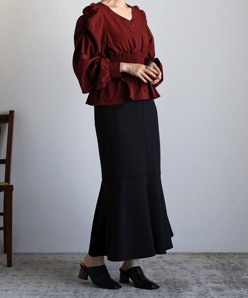 Yucca（ユッカ）の「シャーリングブラウス（シャツ/ブラウス・レディース・ブラック/パープル/ワインレッド/アイボリー・MEDIUM）」の19枚目の写真