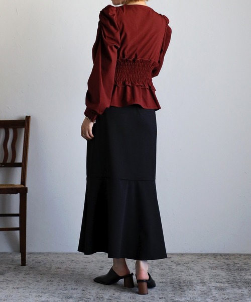 Yucca（ユッカ）の「シャーリングブラウス（シャツ/ブラウス・レディース・ブラック/パープル/ワインレッド/アイボリー・MEDIUM）」の14枚目の写真