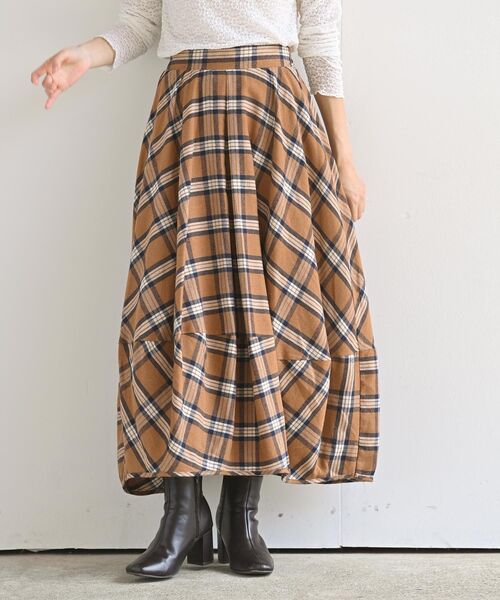 rps（アールピーエス）の「起毛コクーンスカート（スカート・レディース・ブラック/ダークグリーン/ネイビー/カーキ/グリーン/イエロー系その他/ブラック系その他2/ブルー系その他2/チャコールグレー・フリー）」の9枚目の写真