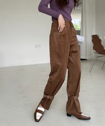 裾ベルトコーデュロイテーパードパンツ