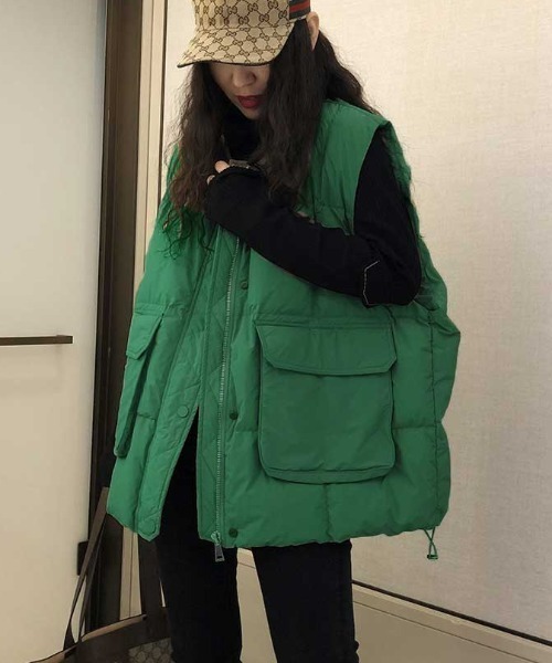 Vipoa（ヴィポア）の「ポイントポケットダウンベスト（ダウンベスト・レディース・ブラック/ベージュ/グリーン/アイボリー・FREE）」の4枚目の写真