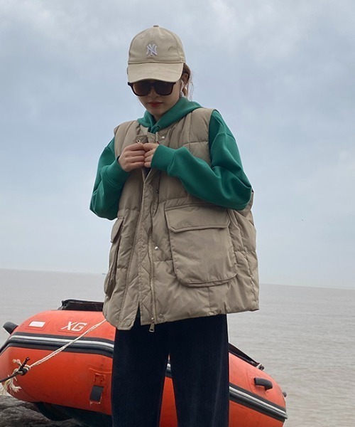 Vipoa（ヴィポア）の「ポイントポケットダウンベスト（ダウンベスト・レディース・ブラック/ベージュ/グリーン/アイボリー・FREE）」の13枚目の写真