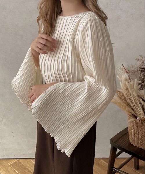 apres jour clair(アプレジュールクレア)の「【apres jour clair】スリットプリーツブラウス【ZOZOTOWN限定アイテム】(シャツ/ブラウス・レディース・アイボリー/ライトベージュ・フリー/X-LARGE)」の22枚目の写真