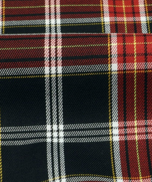 TOKYO SHIRTS（トウキョウシャツ）の「形態安定ノーアイロン BIGシルエット カジュアル長袖シャツ（シャツ/ブラウス・レディース・ブラック×レッド・FREE）」の5枚目の写真