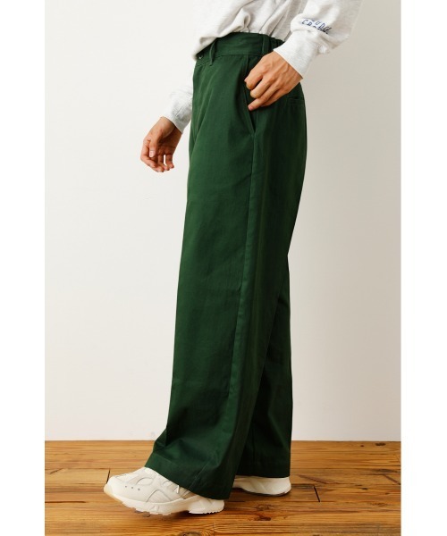 RODEO CROWNS WIDE BOWL（ロデオクラウンズワイドボウル）の「MENS Private Ivy ワイドチノパンツ（チノパンツ・メンズ・ベージュ/ネイビー/ダークグリーン・LARGE/MEDIUM）」の9枚目の写真