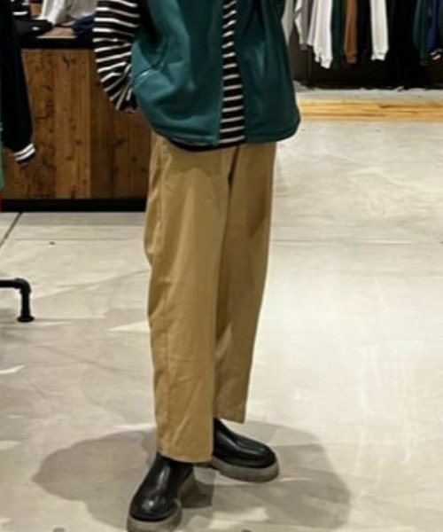 RODEO CROWNS WIDE BOWL（ロデオクラウンズワイドボウル）の「MENS Private Ivy ワイドチノパンツ（チノパンツ・メンズ・ベージュ/ネイビー/ダークグリーン・LARGE/MEDIUM）」の21枚目の写真