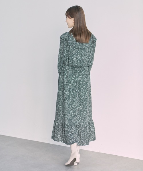 earth music&ecology（アースミュージックアンドエコロジー）の「小花柄ラッフルワンピース（ワンピース・レディース・ブラウン/ブラック・FREE）」の6枚目の写真