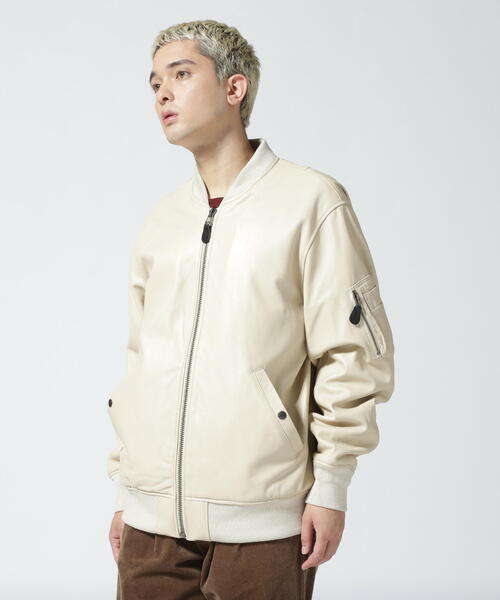 AVIREX(アヴィレックス)の「【WEB&DEPOT限定】LEATHER TYPE MA-1 LINING PIN UP / レザー タイプ MA-1 ライニング ピンナップ / AVIREX / アヴィレックス(MA-1・レディース・ブラック/その他6・2XL/L/M/XL)」の15枚目の写真