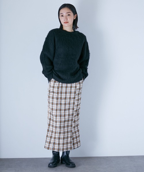 NANO universe(ナノユニバース)の「LB.04/シャギークルーネックニット(ニット/セーター・レディース・ブラック/ベージュ/ピンク・FREE)」の5枚目の写真