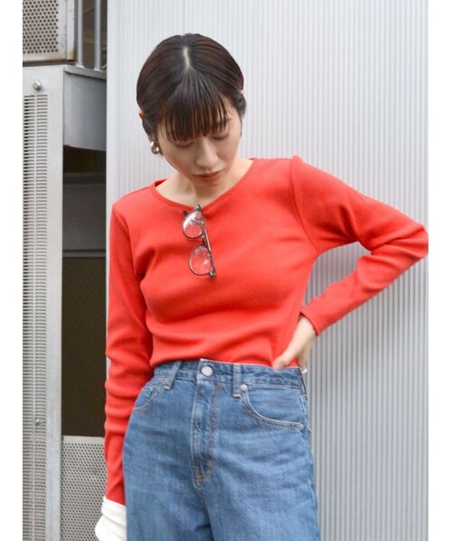 Ungrid（アングリッド）の「バックオープンフィットロングスリーブTee（Tシャツ/カットソー・レディース・オレンジ/アイボリー/ブラック・FREE）」の17枚目の写真