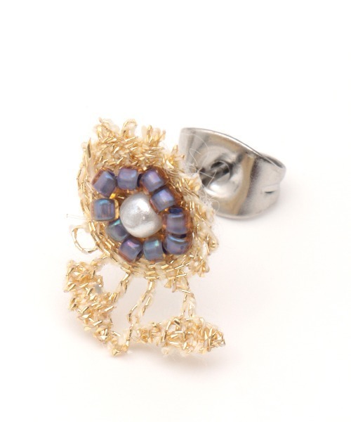 チチカカ（チチカカ）の「刺繍×ビーズフラワーピアス（ピアス（両耳用）・レディース・ダークパープル/ライトブルー/オレンジ・FREE）」の8枚目の写真