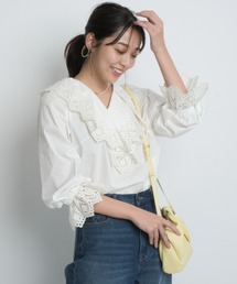 ジャスグリッティ　フリルプリントブラウス　Sサイズ 新品 ジャスグリッティ フリルプリントブラウス Sサイズ 新品 - メルカリ