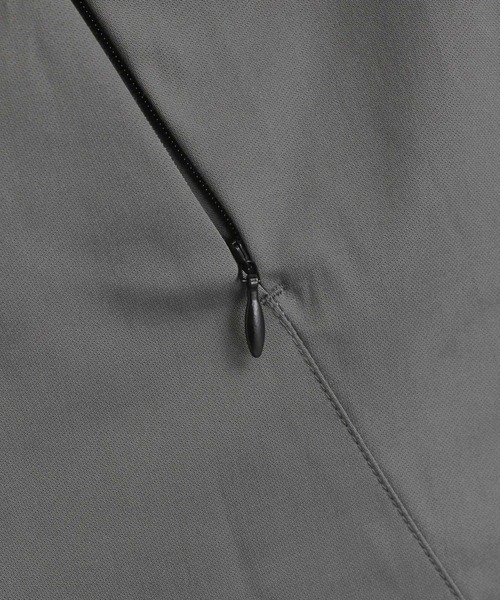 HARE(ハレ)の「ライナー2Pソリッドマウンテンパーカー(HARE)(マウンテンパーカー・メンズ・ブラック/グレー・FREE)」の22枚目の写真