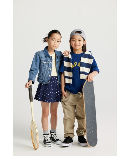 GAP（ギャップ）の「ウォッシュウェル アイコン デニムジャケット (キッズ)（デニムジャケット・キッズ・ライトインディゴブルー・160cm/140cm/130cm/110cm/120cm/150cm）」の3枚目の写真