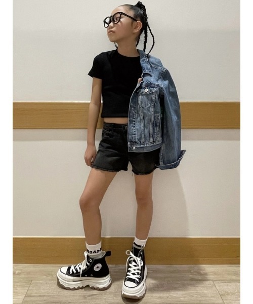 GAP（ギャップ）の「ウォッシュウェル アイコン デニムジャケット (キッズ)（デニムジャケット・キッズ・ライトインディゴブルー・160cm/140cm/130cm/110cm/120cm/150cm）」の10枚目の写真