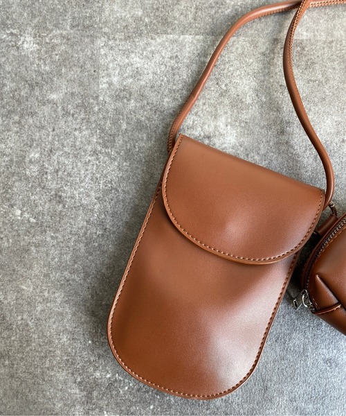 CPCM（シーピーシーエム）の「合皮マルチミニショルダー（ショルダーバッグ・レディース・ブラック/アイボリー/ブラウン・FREE）」の6枚目の写真