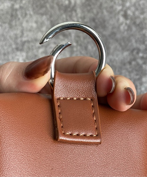 CPCM（シーピーシーエム）の「合皮マルチミニショルダー（ショルダーバッグ・レディース・ブラック/アイボリー/ブラウン・FREE）」の11枚目の写真