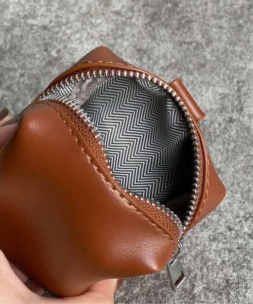 CPCM（シーピーシーエム）の「合皮マルチミニショルダー（ショルダーバッグ・レディース・ブラック/アイボリー/ブラウン・FREE）」の17枚目の写真