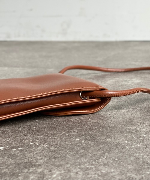 CPCM（シーピーシーエム）の「合皮マルチミニショルダー（ショルダーバッグ・レディース・ブラック/アイボリー/ブラウン・FREE）」の20枚目の写真