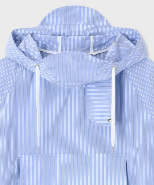 Paul Smith(ポールスミス)の「エアリーストライプ アノラックパーカ / 133113 103Y(ブルゾン・メンズ・ライトブルー・MEDIUM/LARGE/SMALL/X-LARGE)」の2枚目の写真