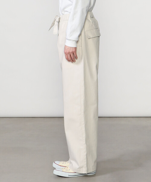 ORCIVAL（オーシバル）の「ORCIVAL | コットン イージーカーゴパンツ MEN（カーゴパンツ・メンズ・アイボリー/チャコール・4/5）」の5枚目の写真