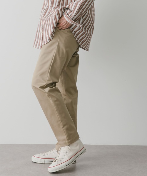 URBAN RESEARCH DOORS（アーバンリサーチドアーズ）の「チノテーパードトラウザー（その他パンツ・メンズ・ベージュ/オリーブ/ブラック/オフホワイト・LARGE/SMALL/MEDIUM）」の12枚目の写真