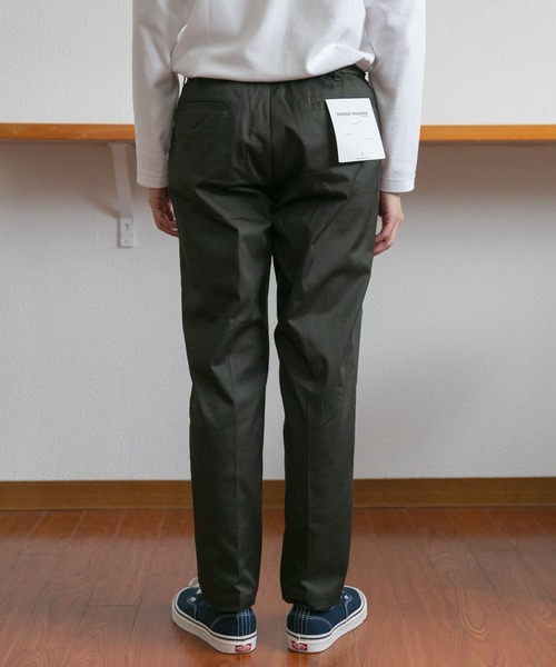 URBAN RESEARCH DOORS（アーバンリサーチドアーズ）の「チノテーパードトラウザー（その他パンツ・メンズ・ベージュ/オリーブ/ブラック/オフホワイト・LARGE/SMALL/MEDIUM）」の18枚目の写真