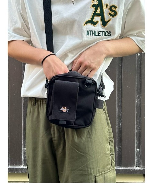 Dickies(ディッキーズ)の「【Dickies】DKスクエアショルダーバッグ(ショルダーバッグ・メンズ・カーキブラウン/ベージュ/ブラック・ONE SIZE)」の15枚目の写真