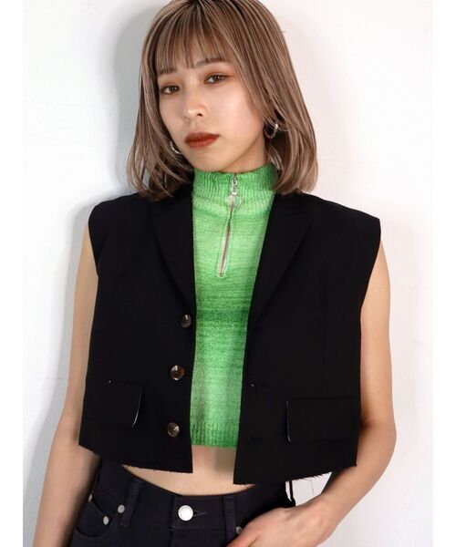 EMODA(エモダ)の「グラデーションハーフジップタンクトップ(タンクトップ・レディース・グリーン/ブルー/ブラック/ホワイト・FREE)」の17枚目の写真