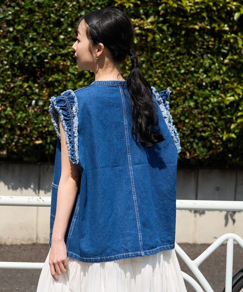 FREAK'S STORE（フリークスストア）の「デニムフリルベスト