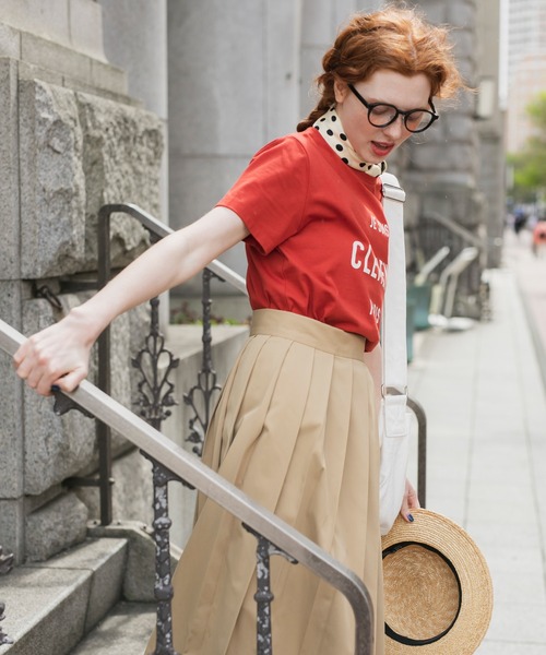 BONLECILL（ボンルシール）の「フレンチネームロゴプリント 半袖Tシャツ（Tシャツ/カットソー・レディース・レッド/オートミール/チャコールグレー/オフホワイト・FREE）」の18枚目の写真