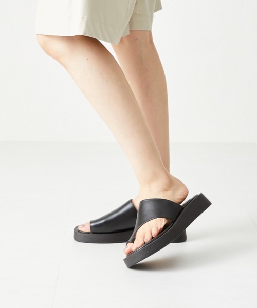 NICAL(ニカル)の「【本革】【NICAL】甲深トングデザインサンダル/34205(サンダル・レディース・ブラック/ベージュ/ホワイト・M/L/LL/S)」の16枚目の写真