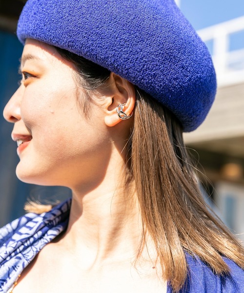 チャイハネ(チャイハネ)の「【チャイハネ】クロスノイヤーカフ(イヤーカフ・レディース・ゴールド/シルバー・FREE)」の5枚目の写真