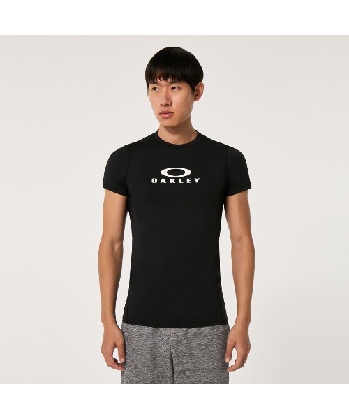 OAKLEY(オークリー)の「オークリー TECHNICAL BASE LAYER SS CREW 3.0 /ベースレイヤー・シャツ/TRAINING スポーツ・トレーニング/OAKLEY(その他トップス・メンズ・ブラック系/ネイビー/ブラック・L/M/S/XL)」の8枚目の写真