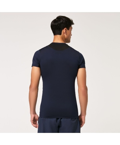 OAKLEY(オークリー)の「オークリー TECHNICAL BASE LAYER SS CREW 3.0 /ベースレイヤー・シャツ/TRAINING スポーツ・トレーニング/OAKLEY(その他トップス・メンズ・ブラック系/ネイビー/ブラック・L/M/S/XL)」の18枚目の写真