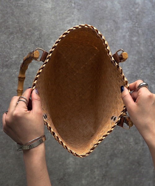 Riberry（リベリー）の「ウッドハンドルカゴバッグ（かごバッグ・レディース・ブラウン/ベージュ・FREE）」の3枚目の写真