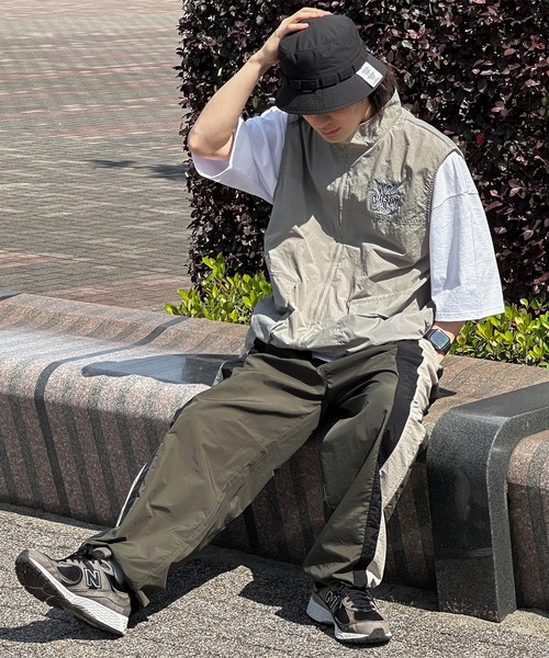 kutir（クティール）の「刺繍入り配色ナイロンワイドパンツ（その他パンツ・メンズ・カーキ/ブラック・SMALL/MEDIUM/LARGE）」の18枚目の写真