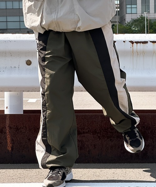 kutir（クティール）の「刺繍入り配色ナイロンワイドパンツ（その他パンツ・メンズ・カーキ/ブラック・SMALL/MEDIUM/LARGE）」の21枚目の写真