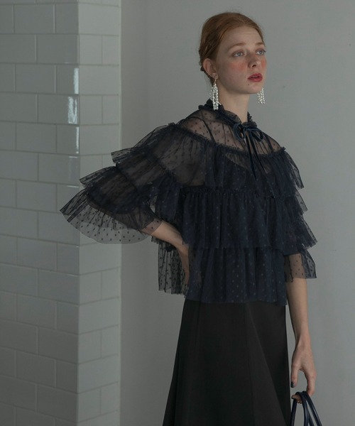 BONLECILL noir(ボンルシールノワール)の「【BONLECILL noir】ボウタイリボン ドットチュール シアーフリルボレロ(カーディガン/ボレロ・レディース・ネイビー/アイボリー/ブラック・FREE)」の3枚目の写真