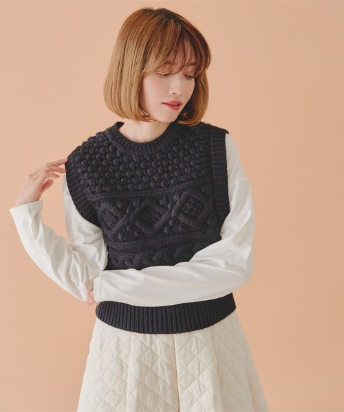 titivate（ティティベイト）の「ｹｰﾌﾞﾙﾆｯﾄﾍﾞｽﾄ（ベスト）」 - WEAR