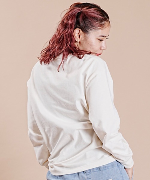RVCA(ルーカ)の「RVCA/ルーカ 長袖Tシャツ 前面プリント ドロップショルダー 薄手 BD044-070(Tシャツ/カットソー・レディース・ホワイト/ブラック・M/S)」の6枚目の写真