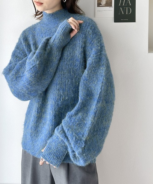 mily bilet（ミウィビレット）の「【mily bilet】大人の萌え袖にキュン！ミックス糸指穴モックネック シャギープルオーバー（ニット/セーター・レディース・ブラック/アイボリー/ブルー/グリーン・MEDIUM/LARGE/SMALL/X-LARGE）」の4枚目の写真