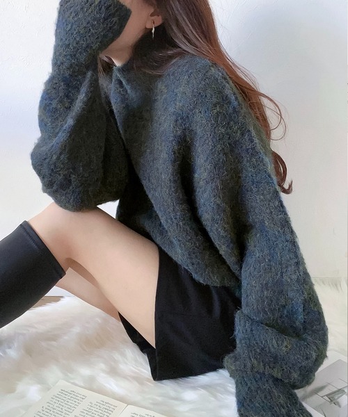 mily bilet（ミウィビレット）の「【mily bilet】大人の萌え袖にキュン！ミックス糸指穴モックネック シャギープルオーバー（ニット/セーター・レディース・ブラック/アイボリー/ブルー/グリーン・MEDIUM/LARGE/SMALL/X-LARGE）」の12枚目の写真