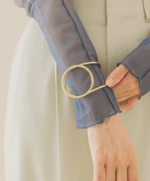 SMELLY（スメリー）の「メタルサークルラインバングル（バングル/リストバンド・レディース・ゴールド・-）」の5枚目の写真