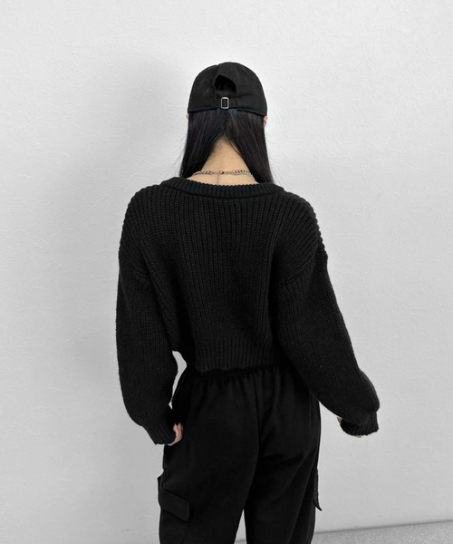 LVEU.(ラブユ.)の「【LVEU.】カラーレスジップニットブルゾン / アウター ブルゾン ニット ノーカラー ジャケット 羽織り ブラック グレー ZOZOTOWN限定(ニット/セーター・レディース・ブラック/グレー・FREE)」の11枚目の写真