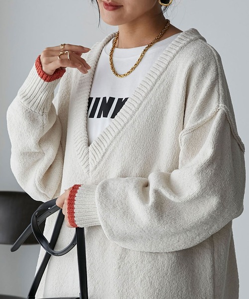 Anss.me(アンスミー)の「【Anss.me】2wayマットモールニットVネックプルオーバー(ニット/セーター・レディース・アイボリー/ブラック/グレー・FREE)」の1枚目の写真