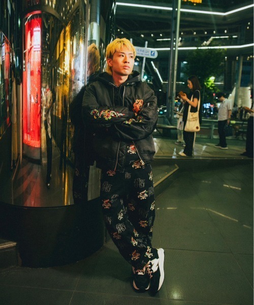 Ed Hardy Galfy ブラック MA-1ジャケット GALFY（ガルフィー）の「ストリートファッション GALFY