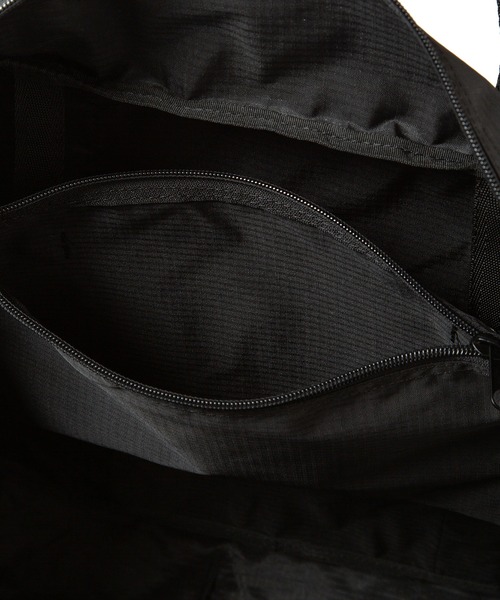 World Traveler(ワールドトラベラー)の「ワールドトラベラー ボストンバッグ タイヴァス 43L 折りたたみ可能 セットアップ可能 ポーチ付き No.63713(ボストンバッグ・メンズ・ブルー/ブラック/グレイッシュベージュ・FREE)」の11枚目の写真