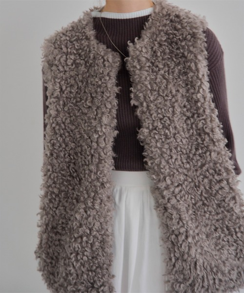 titivate（ティティベイト）の「プードルファーベスト（ベスト・レディース・アイボリー/ベージュ/モカ/ブラック・FREE）」の17枚目の写真